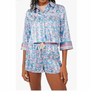 Free People Pillow Talk Satin Short
Pajamas sz M